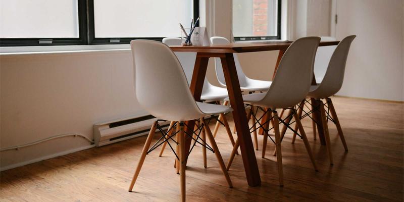 Zombie89：恐怖电影中僵尸美学的另类复兴与时代恐惧的镜像