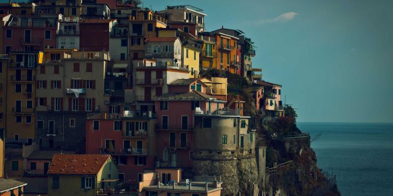 从电影到现实：僵尸文化启示下的末日生存指南——如何获取安全水源与食物